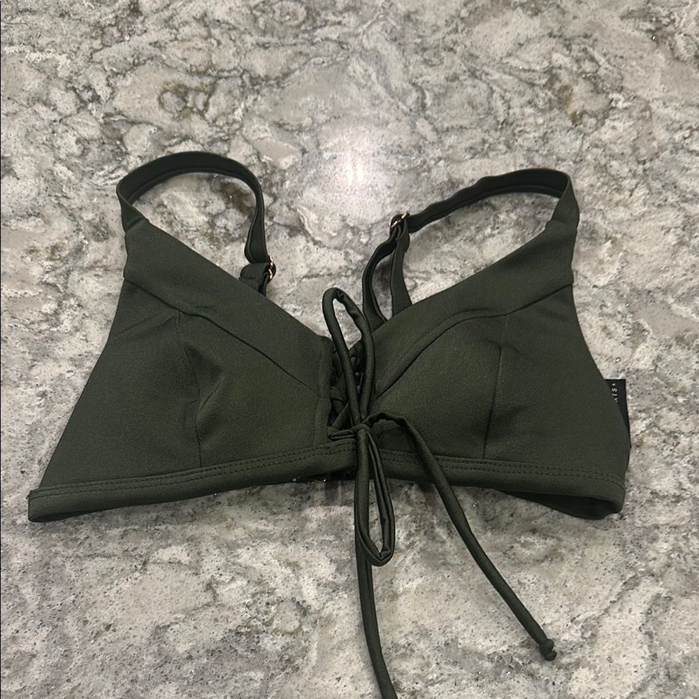 👙 L.A. Hearts Triangle Bikini Top XS